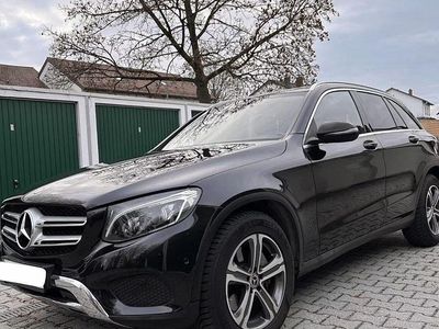 Schwarz Gebraucht 2016 Mercedes GLC220 SUV | 26.800 € (Teuer)