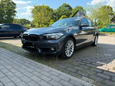 Gebraucht BMW 118 150 PS (110 kW) 2017 Grau Kleinwagen