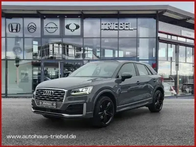 Usata Audi Q2 Design 116 CV (85 kW) 2020 Grigio SUV