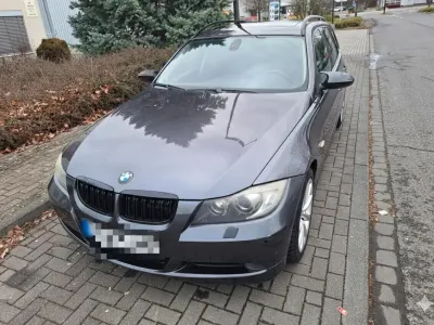Gebraucht BMW 320 177 PS (130 kW) 2008 Grau Kombi