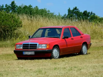 Gebraucht Mercedes 190 Sportline 118 PS (86 kW) 1989 Rot Limousine