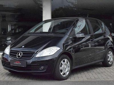 Gebraucht Mercedes A160 95 PS (69 kW) 2010 Kosmosschwarz  metalliclack Kleinwagen
