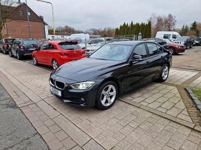 Gebraucht BMW 318 Comfort Edition 225 PS (165 kW) 2012 Schwarz Limousine