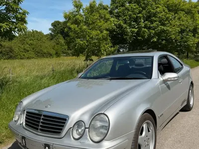 Gebraucht Mercedes CLK200 169 PS (124 kW) 2001 Silber Coupé