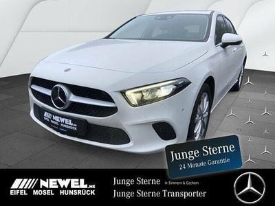 Gebraucht Mercedes A250 160 PS (117 kW) 2021 Polarweiß Limousine