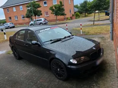 Gebraucht BMW 320 M Sport 170 PS (125 kW) 2002 Schwarz Limousine