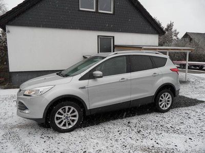 Gebraucht Ford Kuga Titanium 182 PS (133 kW) 2015 Silber SUV