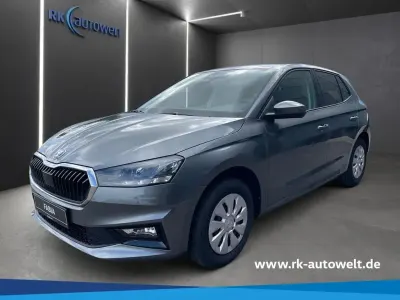Neu Skoda Fabia Essence 95 PS (69 kW) 2026 Graphitegrau metallic Kleinwagen