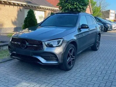 Gebraucht Mercedes GLC200 AMG line 163 PS (119 kW) 2020 Grau SUV