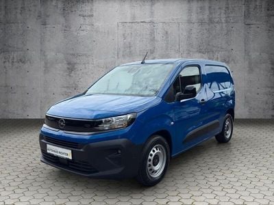 Blau Gebraucht 2025 Opel Combo-e Life Limousine | 31.990 € (Teuer)