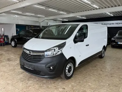 Gebraucht Opel Vivaro 125 PS (91 kW) 2018 Weiß Van / Kleinbus