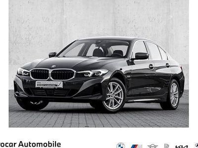 Grau Gebraucht 2022 BMW 320e Sport Line Limousine | 28.990 € (Guter Preis)