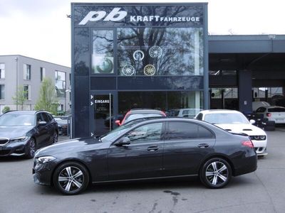 Gebraucht Mercedes C300 Avantgarde 258 PS (189 kW) 2023 Graftitgrau metallic Limousine