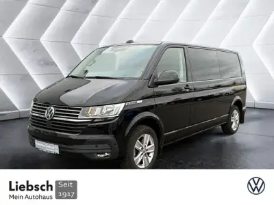 Second-hand VW Caravelle Comfortline 150 CP (110 kW) 2023 Negru Van