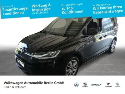 Gebraucht VW Caddy Life 122 PS (89 kW) 2022 Deep black perleffekt Van / Kleinbus