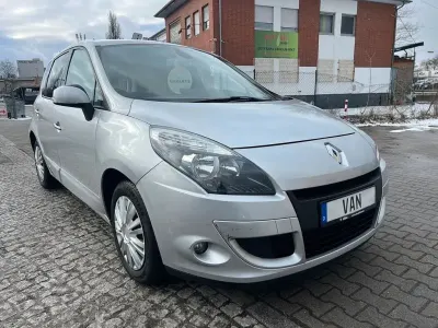 Gebraucht Renault Scenic E-Tech Dynamique 131 PS (96 kW) 2010 Platingrau Van / Kleinbus