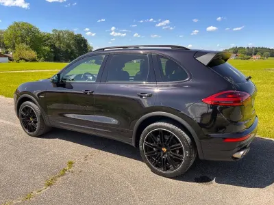 Gebraucht Porsche Cayenne S 385 PS (283 kW) 2016 Schwarz SUV