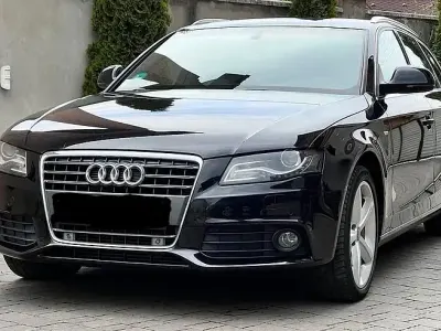 Second-hand Audi A4 S-Line 170 CP (125 kW) 2011 Berlinǎ