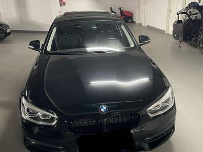 Gebraucht BMW 118 136 PS (100 kW) 2017 Schwarz Kleinwagen