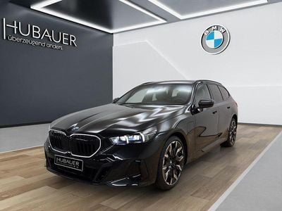 Neu BMW 550e M Sport 489 PS (359 kW) 2025 Schwarz Kombi