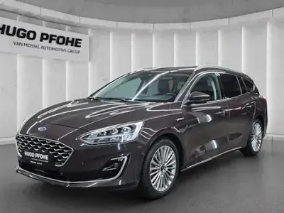 Używany Ford Focus Vignale 150 KM (110 kW) 2019 Purpurowy Kombi