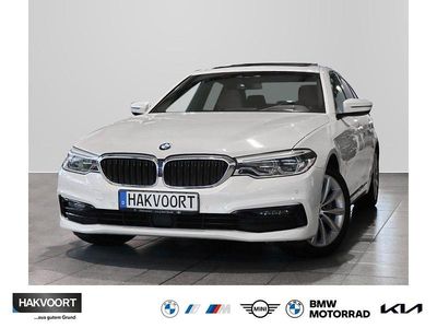 Mineralweiß Gebraucht 2018 BMW 530 Sport Line Limousine | 34.880 € (Teuer)