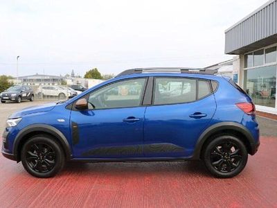 Grün Gebraucht 2023 Dacia Sandero Extreme Limousine | 19.890 € (Teuer)