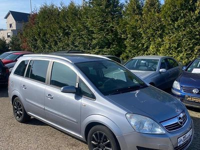 Usata Opel Zafira 140 CV (102 kW) 2008 Grigio Monovolume