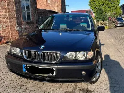 Gebraucht BMW 320 170 PS (125 kW) 2003 Blau Limousine