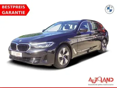 Gebraucht BMW 520 184 PS (135 kW) 2022 Schwarz Kombi