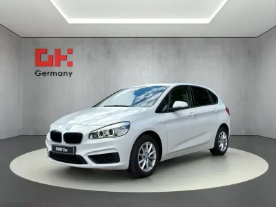 Używany BMW 218 Sport Line 136 KM (100 kW) 2016 Biały Minivan