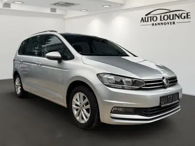 Gebraucht VW Touran Comfortline 150 PS (110 kW) 2018 Silber Van / Kleinbus