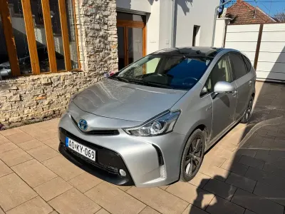 Occasion Toyota Prius+ Executive 136 ch (100 kW) 2017 Violet Monospace