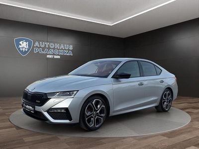 Brilliantsilber Gebraucht 2023 Skoda Octavia RS Limousine | 26.450 € (Guter Preis)