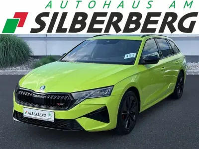 Gebraucht Skoda Octavia RS 265 PS (194 kW) 2025 Mambagrün Kombi