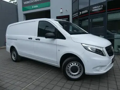 Gebraucht Mercedes Vito 190 PS (139 kW) 2022 Arktisweiß (metallic) Van