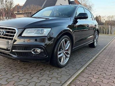 Schwarz Gebraucht 2015 Audi SQ5 Design SUV | 22.350 € (Fairer Preis)