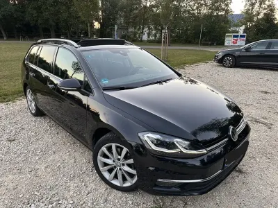 Gebraucht VW Golf VII Highline 150 PS (110 kW) 2019 Schwarz Kombi