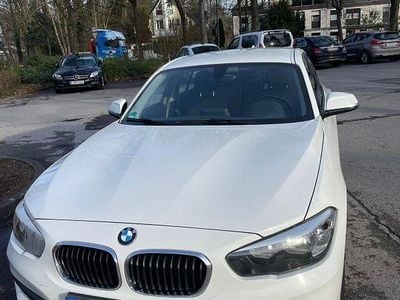 Weiß Gebraucht 2015 BMW 116 Advantage Kleinwagen | 8.400 € (Guter Preis)