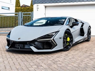 Neu Lamborghini Revuelto 1016 PS (747 kW) 2026 Grau Coupé
