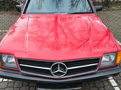 Second-hand Mercedes 190 118 CP (86 kW) 1988 Roșu Berlinǎ