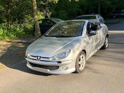 Brugt Peugeot 206 CC 109 HK (80 kW) 2004 Sølv Cabriolet