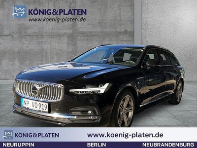 Gebraucht Volvo V90 Ultimate 197 PS (144 kW) 2024 Onyx black (schwarz) Kombi