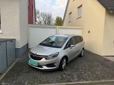 Gebraucht Opel Zafira Edition 120 PS (88 kW) 2017 Silber Van / Kleinbus