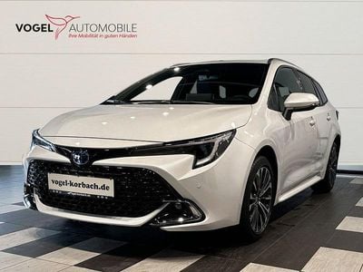 Platinum weiss perleffekt Neu 2025 Toyota Corolla Kombi | 32.290 €