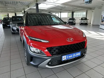 Gebraucht Hyundai Kona Prime 105 PS (77 kW) 2023 Rot SUV