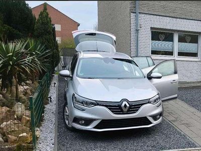 Second-hand Renault Mégane GrandTour GT-Line 132 CP (97 kW) 2017 Argintiu Break