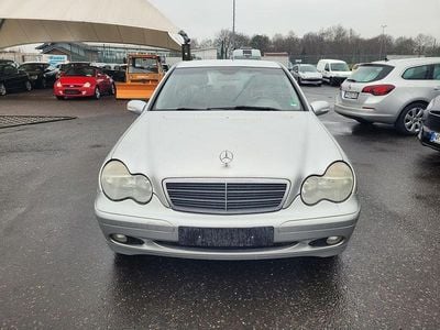 Gebraucht Mercedes C180 Classic 143 PS (105 kW) 2004 Silber Limousine