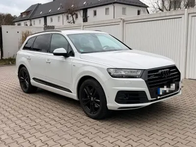 Używany Audi Q7 Ambiente 286 KM (210 kW) 2019 Biały SUV
