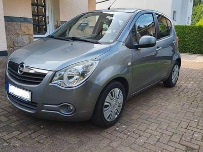 Opel Agila